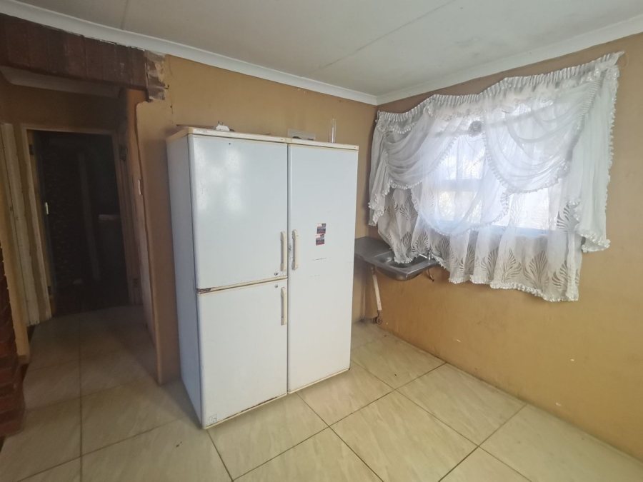 2 Bedroom Property for Sale in Zwide Eastern Cape